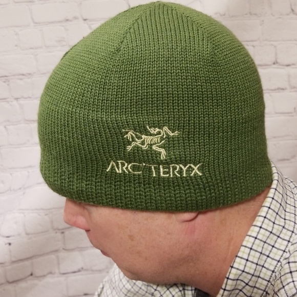 arcteryx beanie green